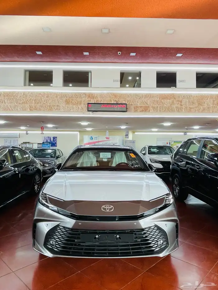 تويوتا كامري بنزين - LE - 2025 - تيتانيوم 1