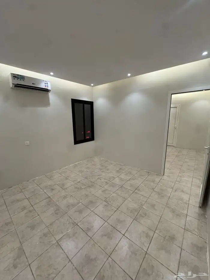 شقة للإيجار غرفة وصالة وحمام ومدخل خاص ودور أرضي 5