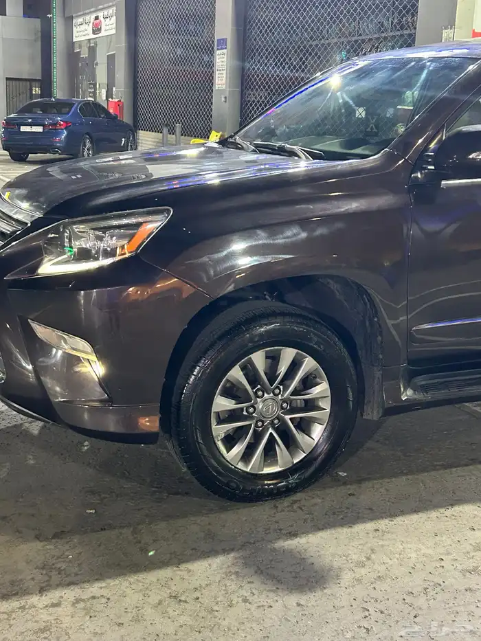 جيب لكزز460. 2014 10