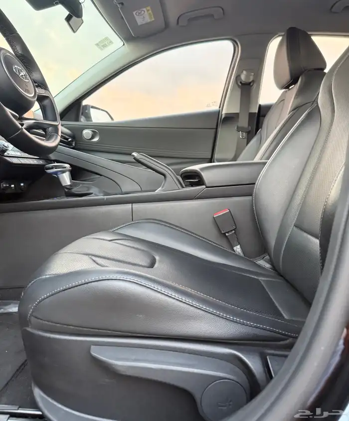 هونداي النترا 2021 ( بنزين ) فل كامل بدون فتحه سقف للبيع 14