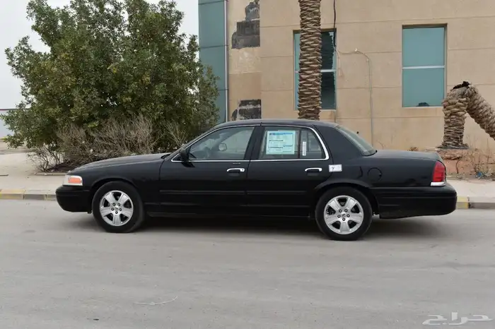 فورد فكتوريا 2011 أمريكي 8