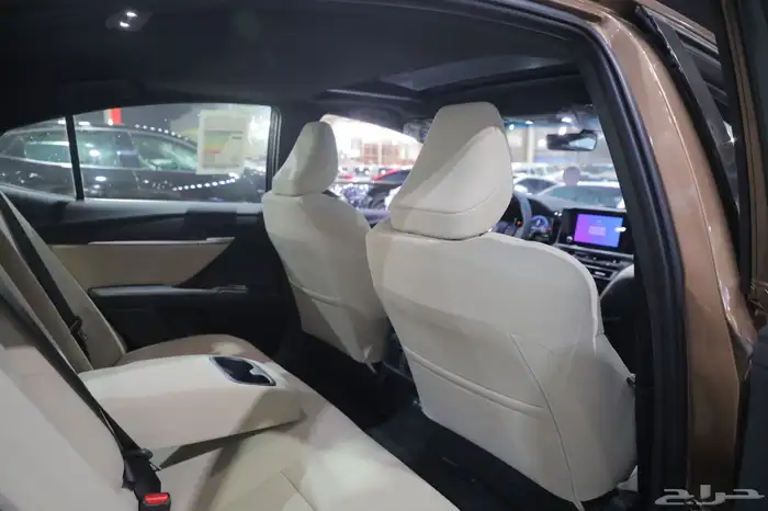 تويوتا كامري LE بنزين فتحة سقف 2025 جديد الاقل سعرا بالسوق 11