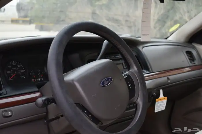 فورد فكتوريا 2011 أمريكي 11