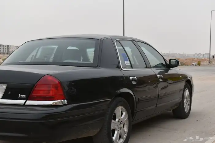 فورد فكتوريا 2011 أمريكي 4