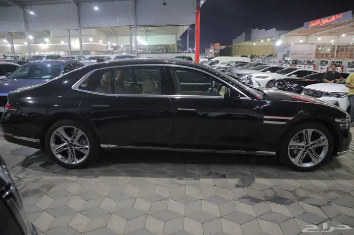 جنيسس G90 سته سلندر برستيج لون اسود 2025 شبه الجديد 5