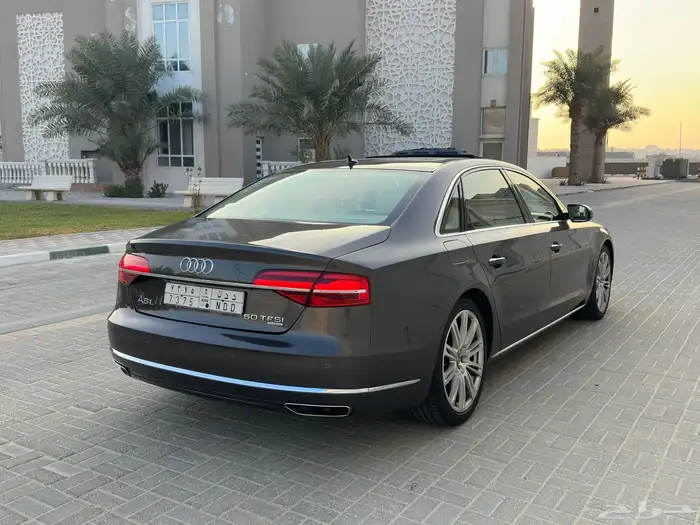 Audi A8 2015 5