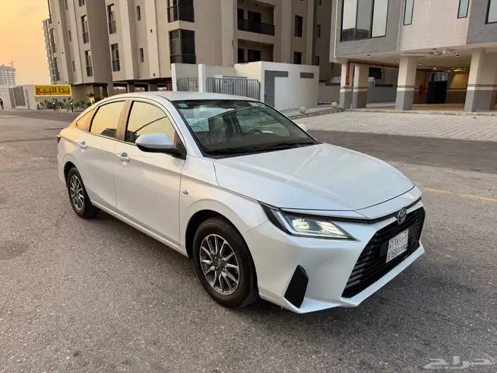 تويوتا يارس 2023 4