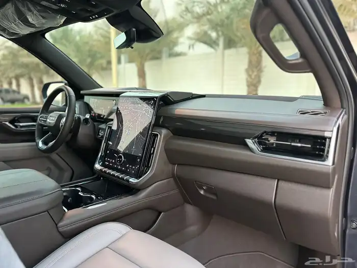 جي ام سي يوكن 2025 اليفيشن بانوراما شبه جديد 28