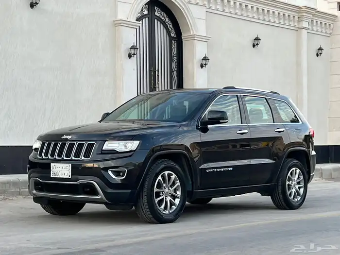 جراند شيروكي ليمتد 2015 (( بحالة ممتازة )) 2