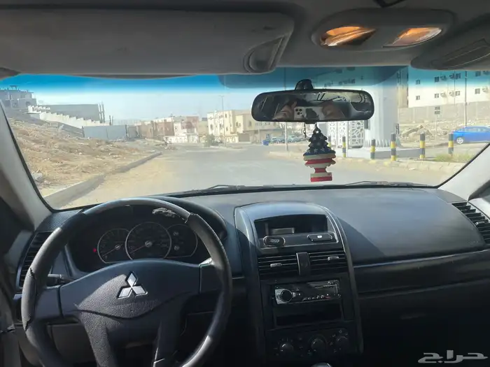 متسوبيشي جالنت 2011 7