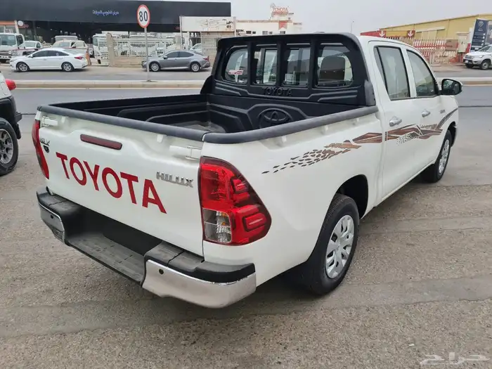 هايلوكس GLX 3