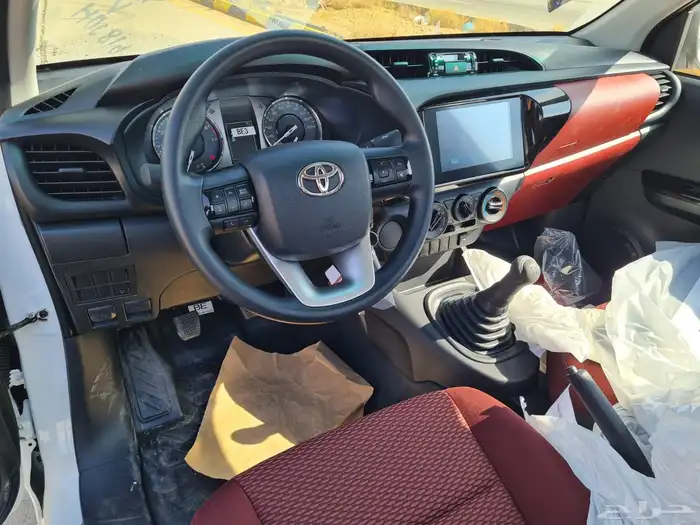 هايلكس غمارتين GLX 2.7 بنزين جير عادي موديل  2026 7