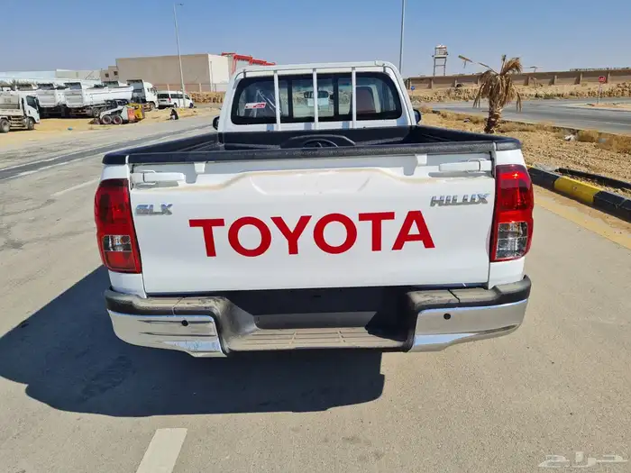 هايلكس غمارتين GLX 2.7 بنزين جير عادي موديل  2026 3