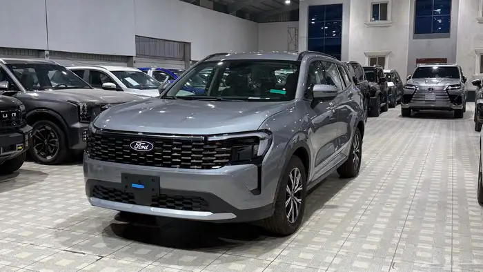 فورد تريتوري امبيانتي 2026 1