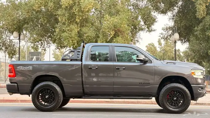 دودج رام Big Horn 2020 HIME ( ممشى قليل ) 19