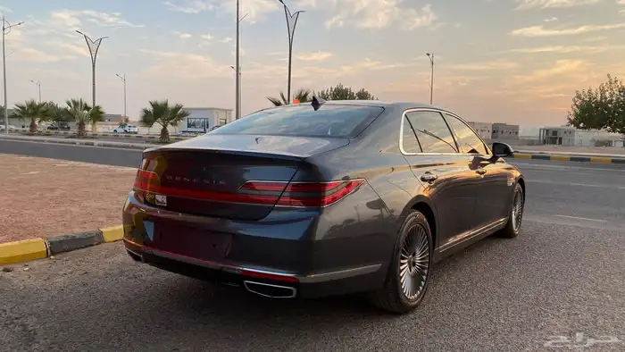 جينسس 2021 G90 برجكتر قيادة ذاتية رادار ( بنزين) 3.3T 3
