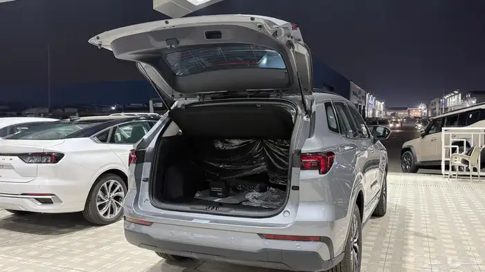 فورد تريتوري امبيانتي 2026 5