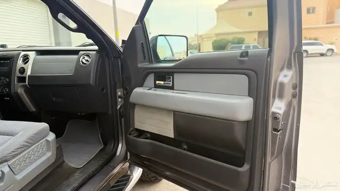 فورد F150 موديل 2013 XLT للبيع 17