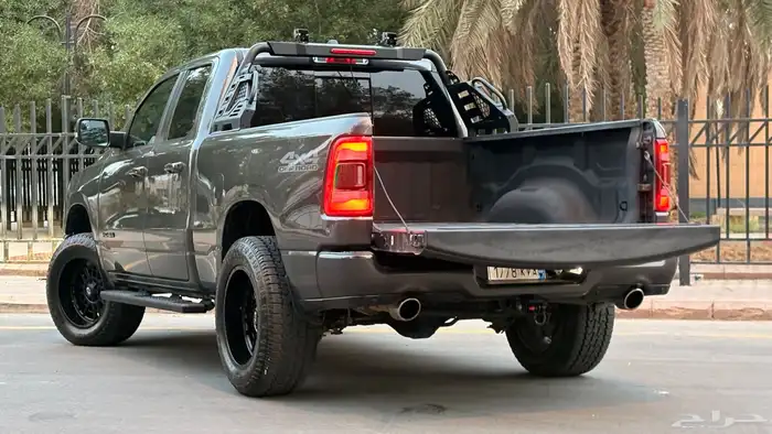 دودج رام Big Horn 2020 HIME ( ممشى قليل ) 9