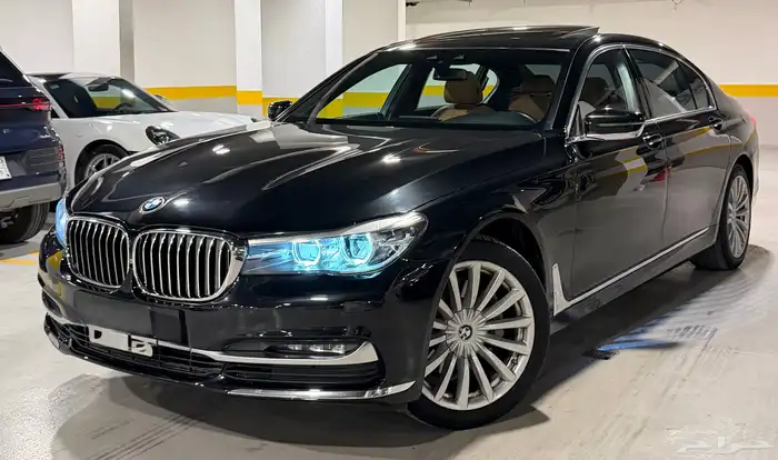 بي ام دبليو 2018 730Li فئة بزنس 6