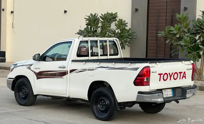 تويوتا هايلوكس 2018 GLX (غماره) 2