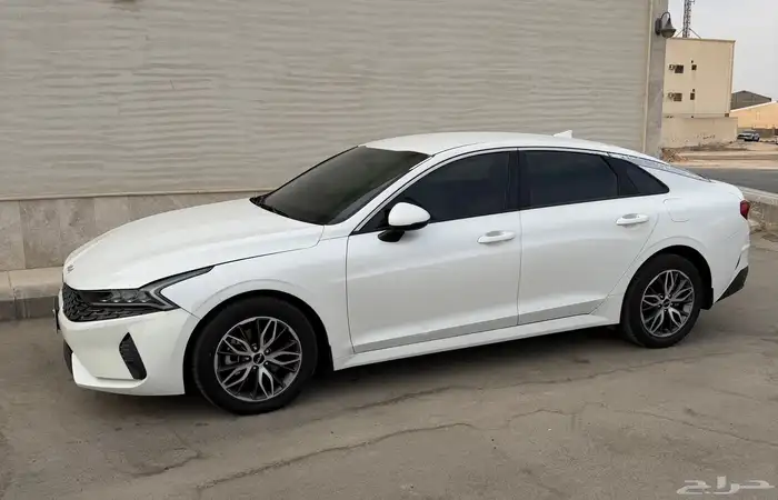 كيا اوبتيما K52022 قمة بالنظافة 1
