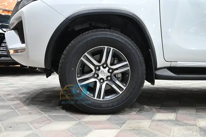 فورتشنر دبل 2026 بنزين 4 سلندر 2