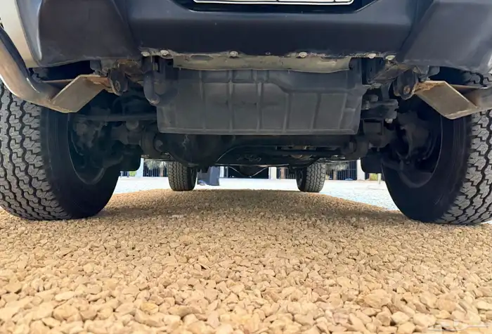 نيسان باترول مخزن شبه الاصفار 1999 31