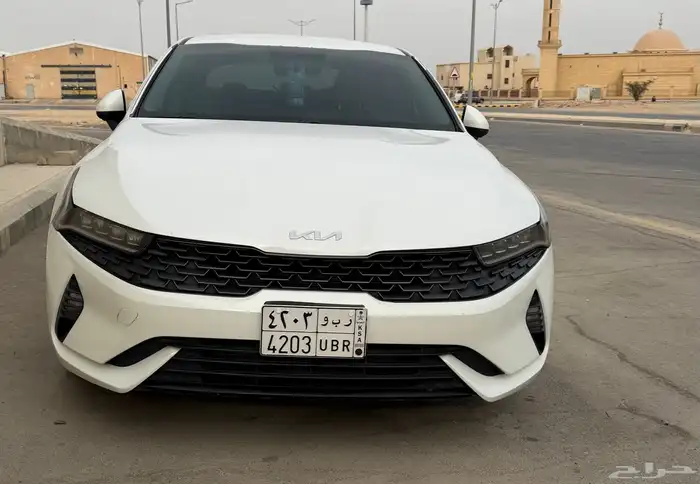 كيا اوبتيما K52022 قمة بالنظافة 5