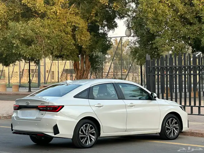 تويوتا يارس YX موديل 2023 فل كامل سعودي 7