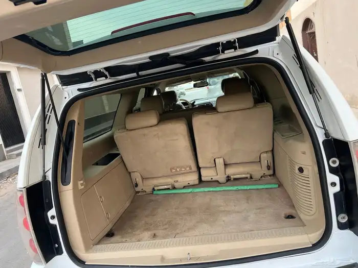 للبيع تاهو شيفروليه 2011 36