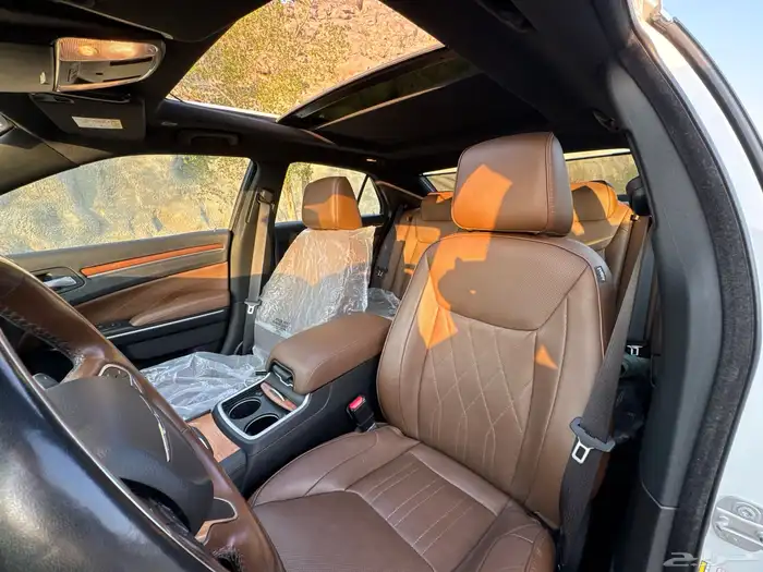 كرايسلر c300 platinum - V8 hemi - بحالة المصنع 57