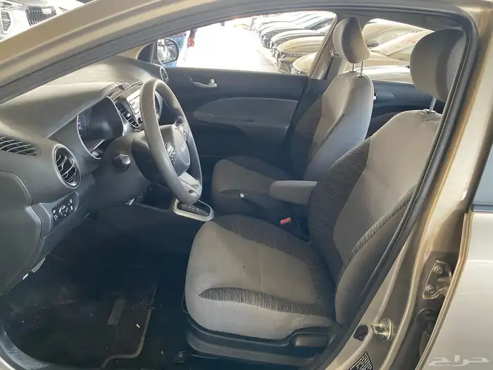 متوفر مجموعة كيا بيجاس 2023 نظيف عرض خاص 36