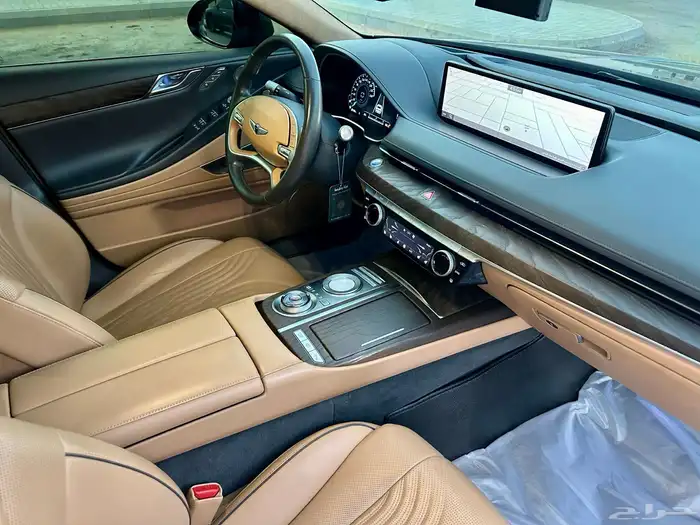 جينيسس G80 رويال بانوراما نظيف جدا 19