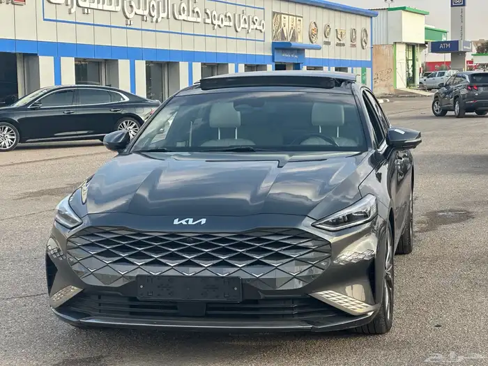 كيا كي 8 فل كامل 2022 بنزين 1