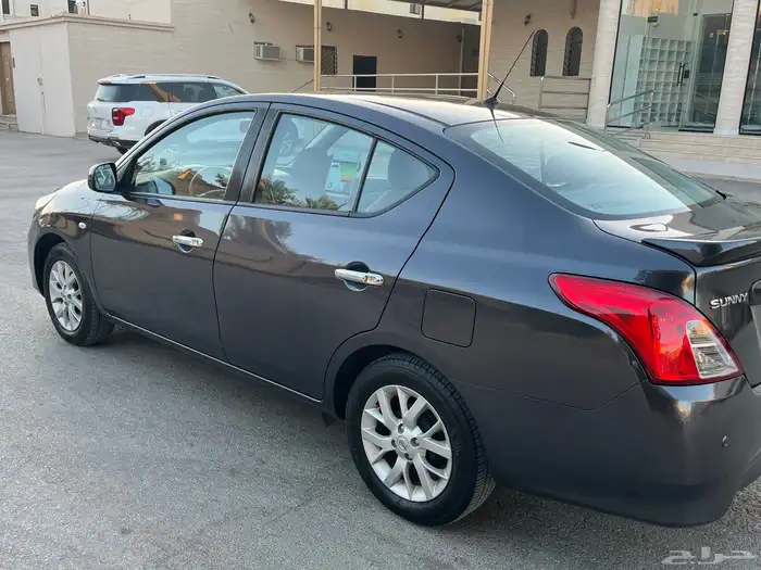 للبيع نيسان صني 2023فل كامل 8