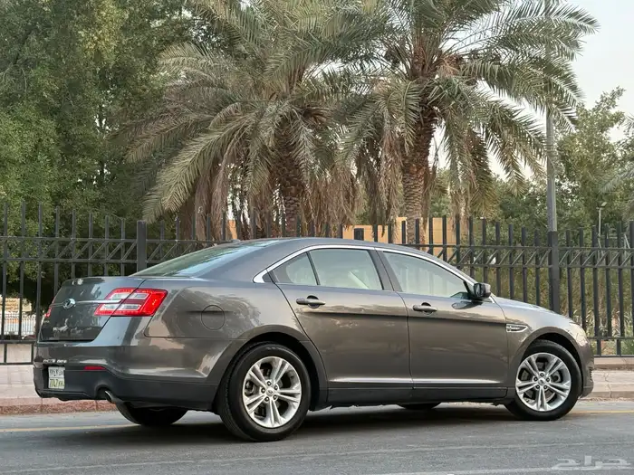 فورد توروس 2015 (( بحالة ممتازة )) 14