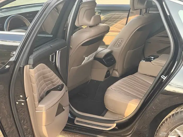 كيا كي 8 فل كامل 6 سلندر 2022 8