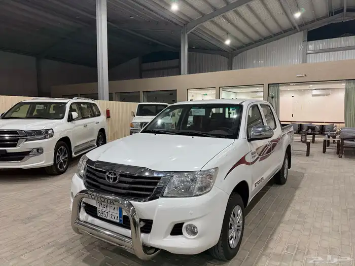 تويوتا هايلوكس 2015 GLX غمارتين وكالة 0