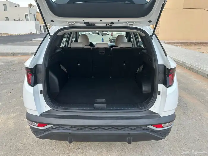 توسان 2023 مكينة كبيرة 2500 نظيفة 29