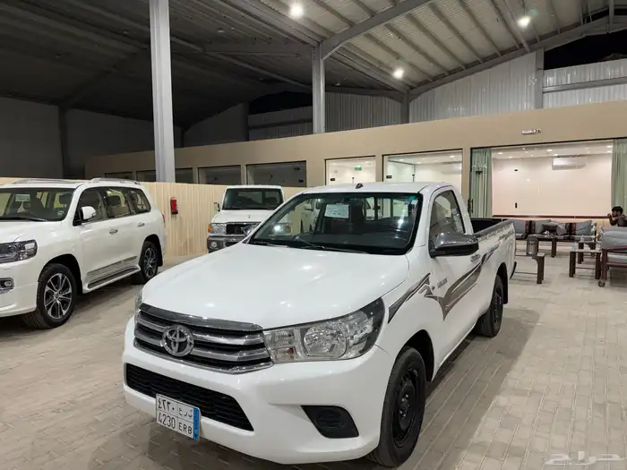 تويوتا هايلوكس 2018 غماره GL عداد 74 الف وكالة 0