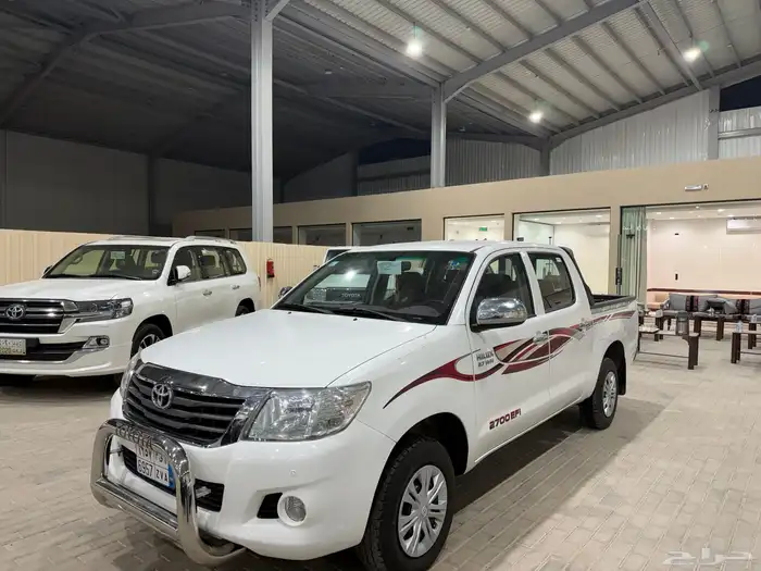 تويوتا هايلوكس 2015 GLX غمارتين وكالة 1