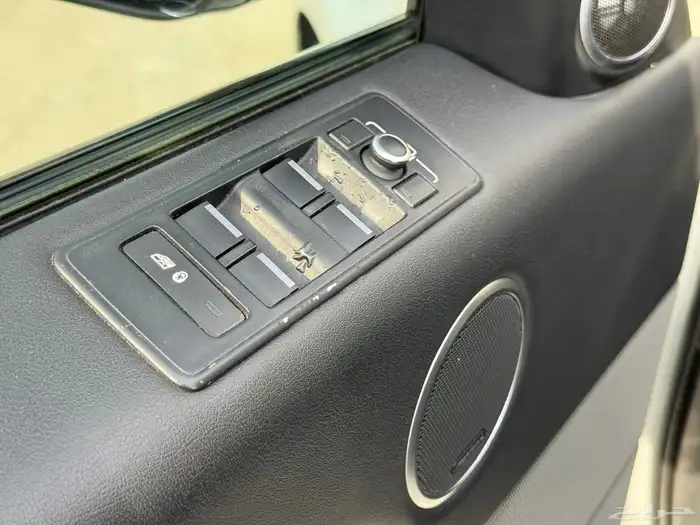 للبيع رنج روفر اسبورت 2016 15