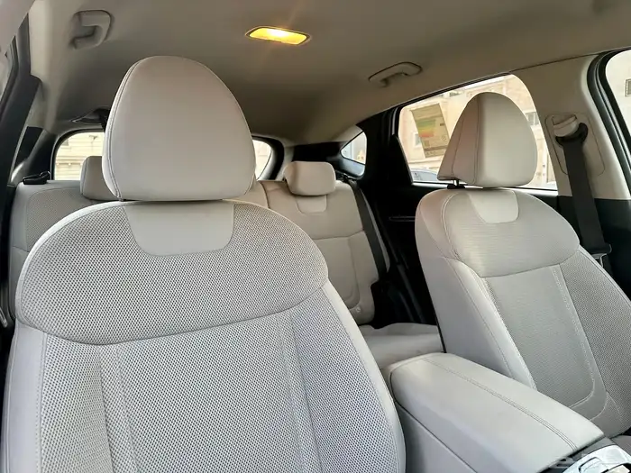 توسان 2023 مكينة كبيرة 2500 نظيفة 19