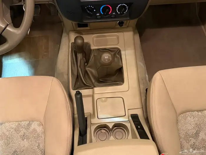 نيسان باترول مخزن شبه الاصفار 1999 29