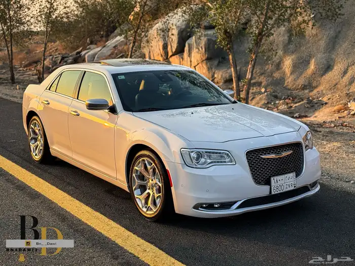 كرايسلر c300 platinum - V8 hemi - بحالة المصنع 0