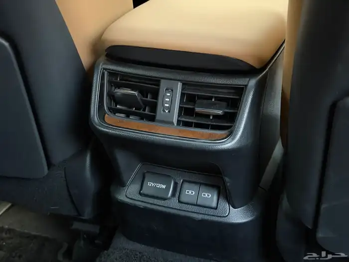 لكزس es250 موديل 2023 فل كامل شرط 40