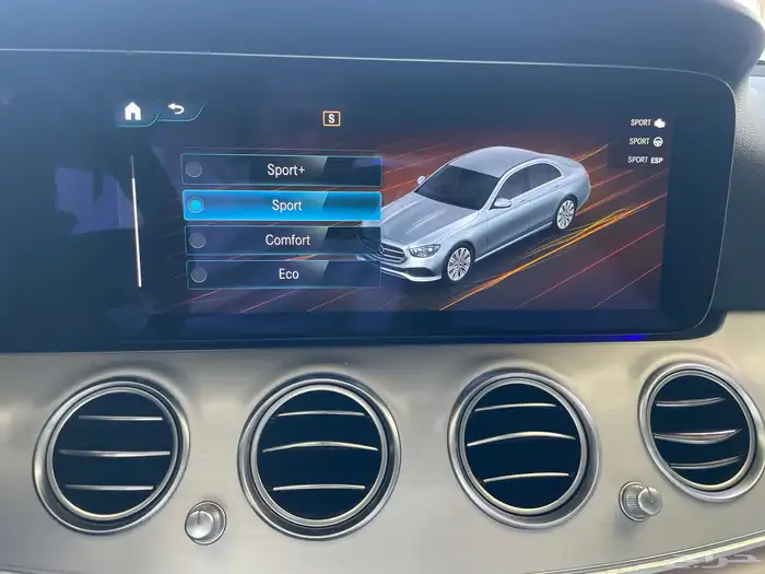 مرسيدس 2021 E250 رادار- قيادة ذاتية فتحه سقف ( بنزين) 2.0T 22