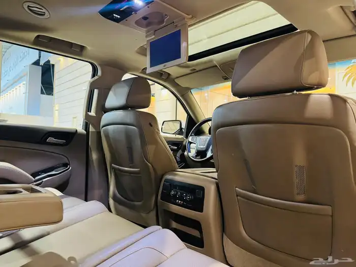 يوكن SLT فل كامل نظيف جدا سعودي 10