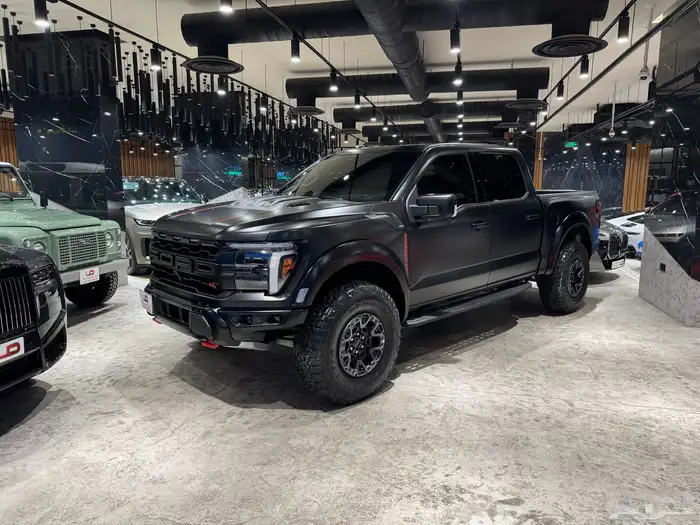 رابتر ار - Ford Raptor R V8 700hp 2025 1